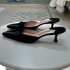 MANOLO BLAHNIK Black Suede Mules Kitten Heels